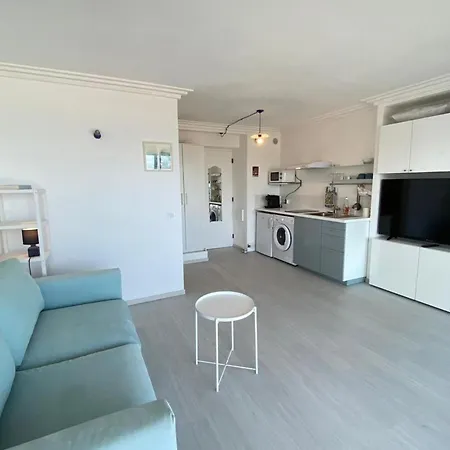 06at1 - Salis * Antibes