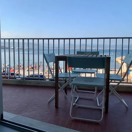 06at1 - Cosy Seaside In An Ideal Location Διαμέρισμα