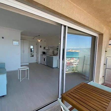 06at1 - Cosy Seaside In An Ideal Location